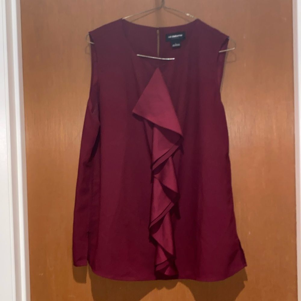 Liz Claiborne career sleeveless blouse size L color burgundy wine